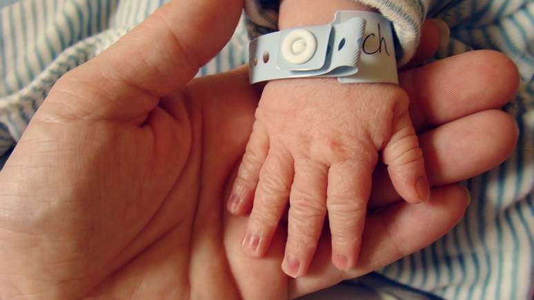‘Attention to breathing saved our son’s life’: signs to identify one of the main causes of death among newborns