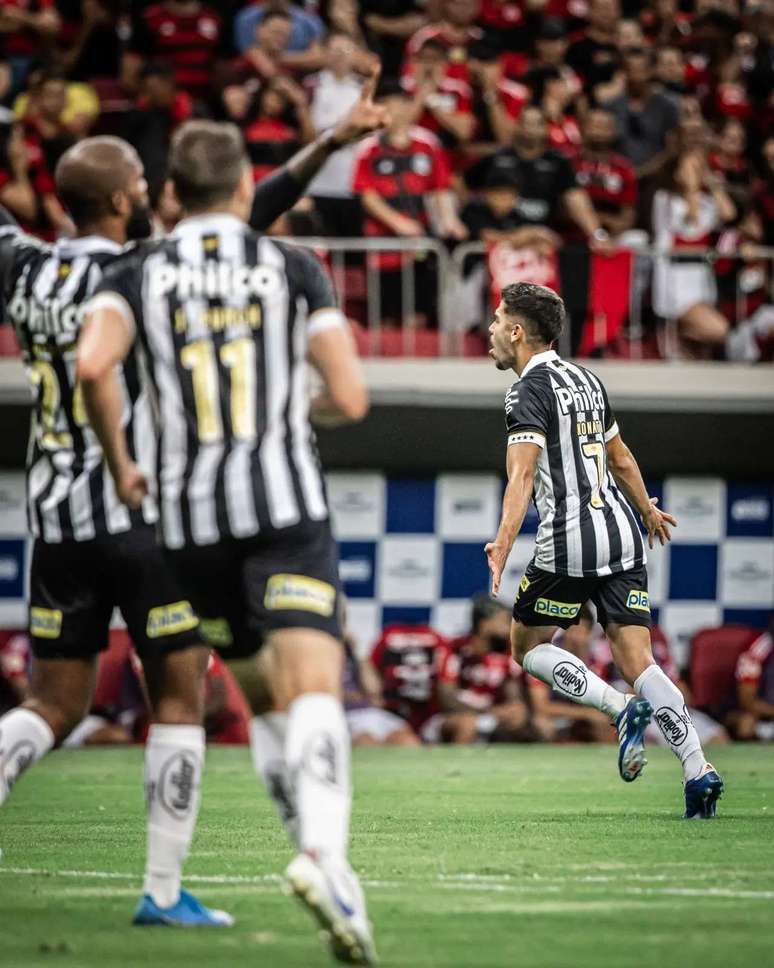 Santos FC on X: O próximo jogo do Santos é contra o Flamengo, nesse  sábado, pelo #Brasileirão!  / X