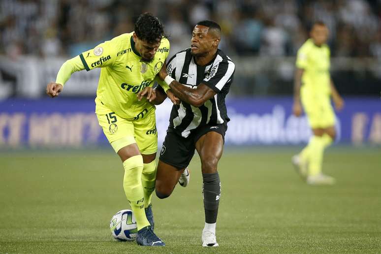 Jogo entre Palmeiras e Botafogo vale 'Cinturão do Futebol