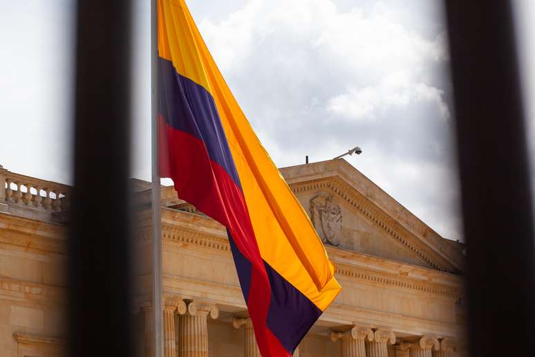 Bandeira da Colômbia em Bogotá, na capital do país.