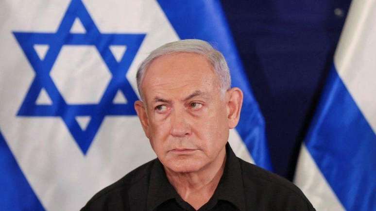 O primeiro-ministro Israel, Benjamin Netanyahu, culpou agências de inteligência pelo ataque de 7 de outubro, depois pediu desculpas