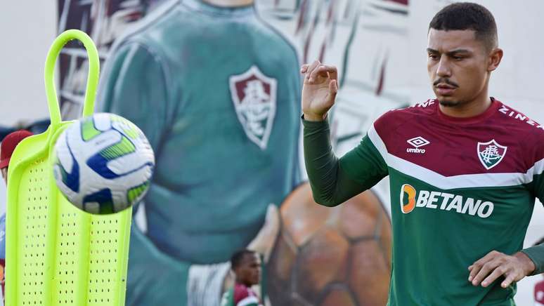 André vê 'jogo mais difícil na temporada' para o Fluminense e indica  escalação para final