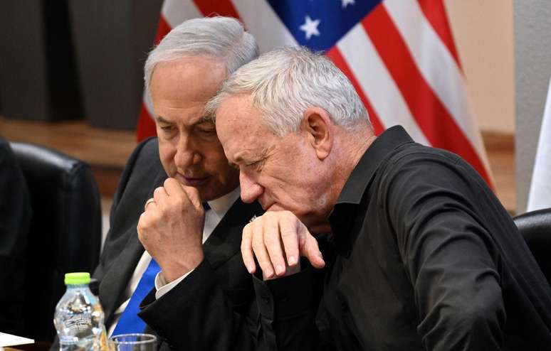 Benjamin Netanyahu e seu oponente político Benny Gantz