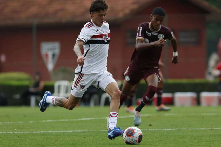 Com foco no Paulista Feminino, São Paulo enfrenta a Ferroviária em  Araraquara - SPFC