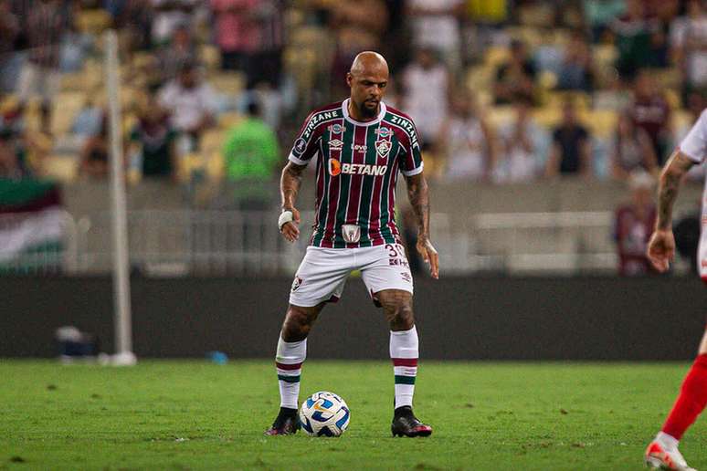 Felipe Melo no Flamengo? Torcedores do clube pedem jogador do