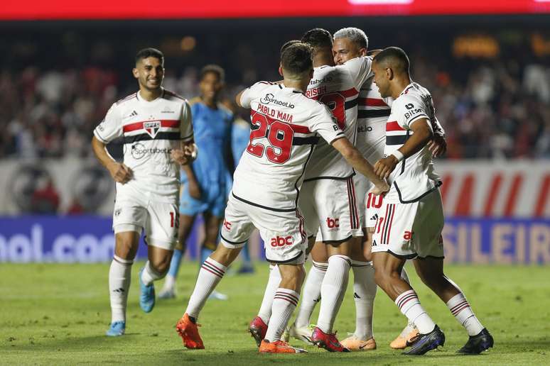 Veja os melhores momentos do jogo Santos 3 x 1 São Paulo 