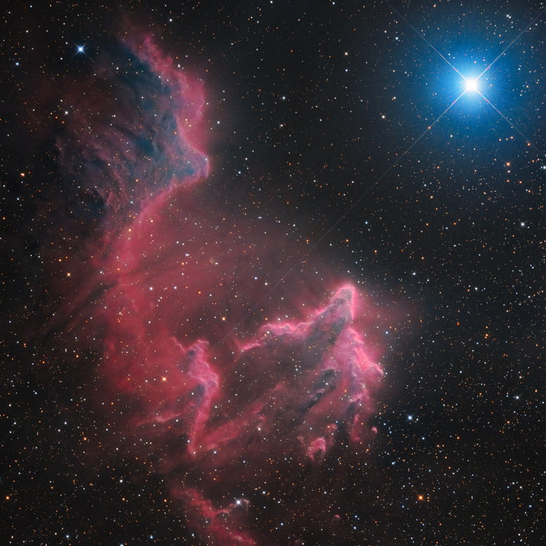 Estrela Gamma Cassiopeiae e nebulosas IC 59 e IC 63 (Imagem: Reprodução/Guillaume Gruntz, Jean-François Bax)
