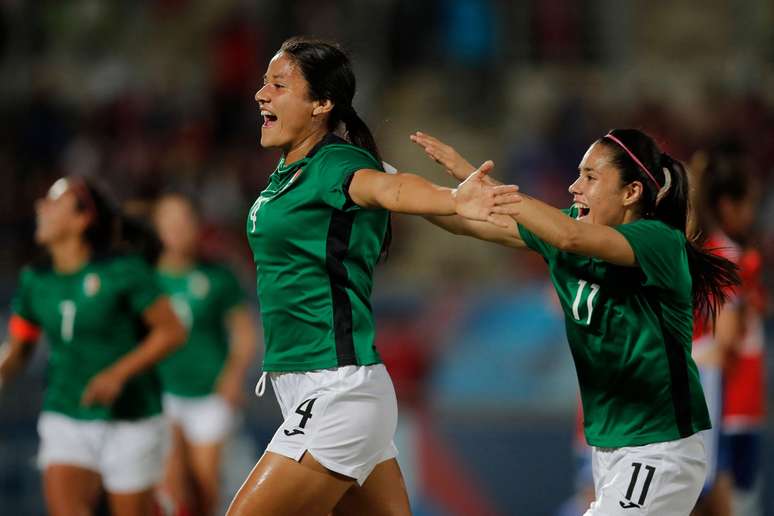 Futebol Feminino: México conquista o ouro do Pan diante do Chile, que teve  atacante como goleira