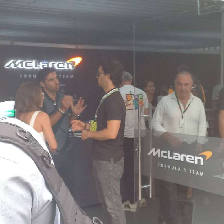 Abel Ferreira, técnico do Palmeiras, no centro de convivência da McLaren, em Interlagos.