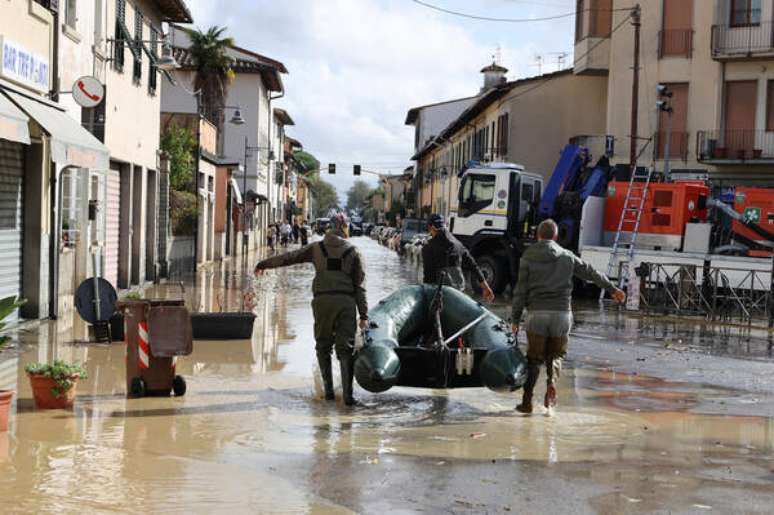 Tempestade deixou rastro de destruição na Toscana