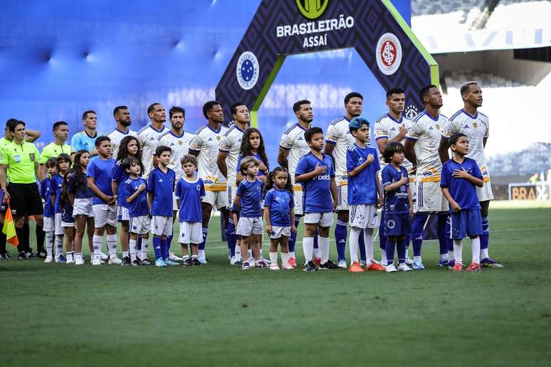 Atuações: veja como se saíram os jogadores do Brasil na estreia da