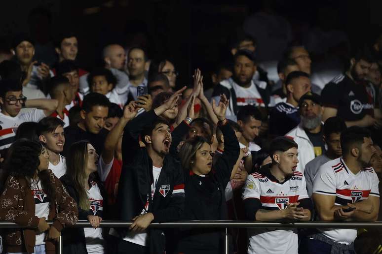 São Paulo anuncia parcial de ingressos para partida contra o Grêmio -  Gazeta Esportiva