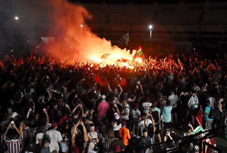 The police order the fans’ festival in Laranjeiras to be closed for safety reasons
