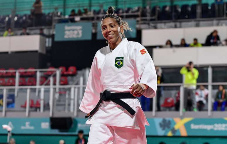 Rafaela Silva medalhista em Santiago 