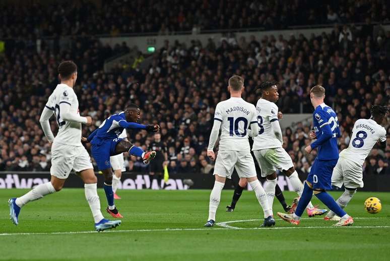 Tottenham regressa às vitórias com goleada diante do Newcastle