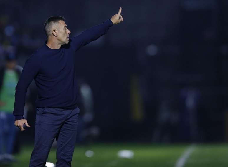 Pedro Caixinha segue realizando um grande trabalho no Bragantino –