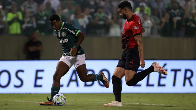 NFL escolhe estádio para primeiro jogo da liga no Brasil; veja qual é -  Rádio Itatiaia