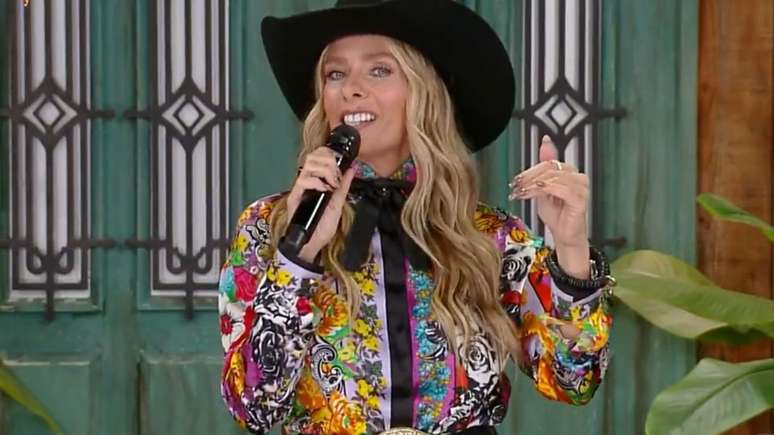 Adriane Galisteu em 'A Fazenda 15'. Reprodu&ccedil;&atilde;o/Record