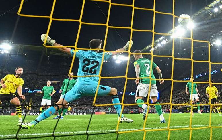 Ainda no primeiro tempo, Füllkrug abriu o placar para o Borussia Dortmund no Signal Iduna Park –