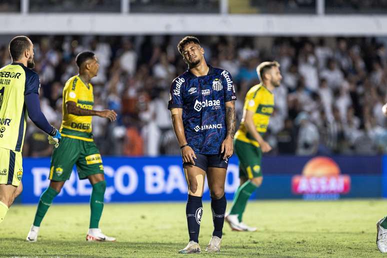 Santos Futebol Clube adicionou uma - Santos Futebol Clube