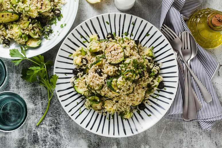 Aprenda a fazer o risoto de abobrinha vegano