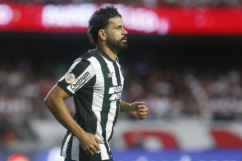 E aí, será que o Diego Costa sofre de mau hálito ou não? –