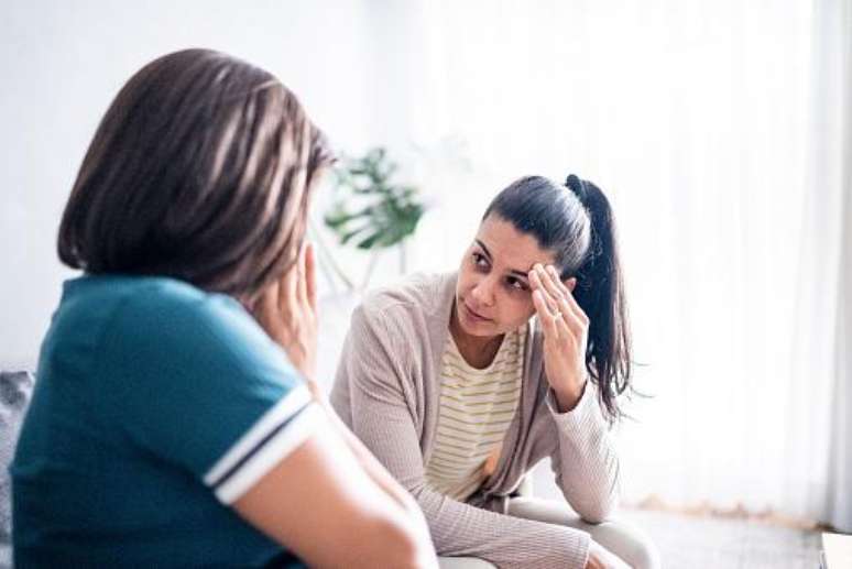 &Agrave;s vezes &eacute; preciso dialogar em contextos dif&iacute;ceis. (Fonte: GettyImages/Reprodu&ccedil;&atilde;o)