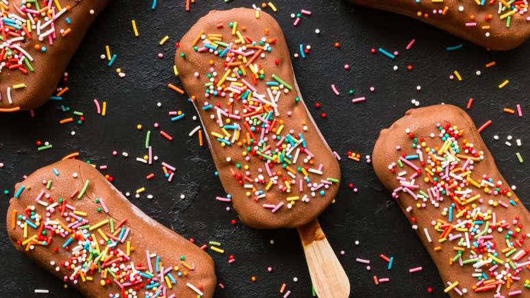 Chocolate ice lolly: recipe to spread on dessert