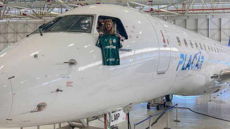 Leila comprou avião para uso do Palmeiras e pretende alugar para outros clubes