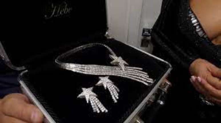 Joias de Hebe compradas por Lilian