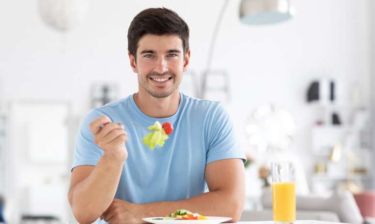 Novembro Azul: comer bem pode prevenir câncer de próstata -