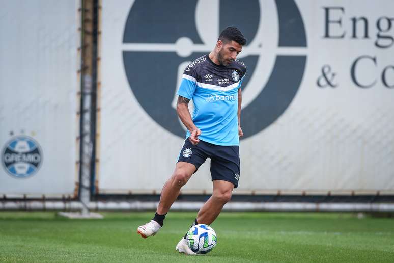 Com desfalques, Flamengo libera a lista de relacionados para jogo contra o  Grêmio