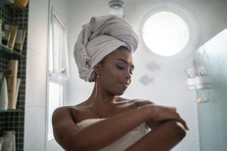 The use of a loofah should also be avoided when bathing and should only be used in more extreme cases. (Source: Getty Images) The use of a loofah should also be avoided when bathing and should only be used in more extreme cases. (Source: Getty Images)