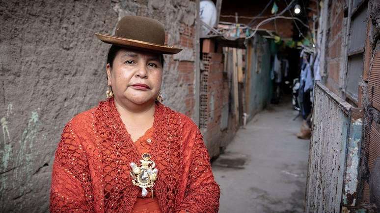 Rose Mari Mammani vive da renda de um mercadinho de produtos bolivianos