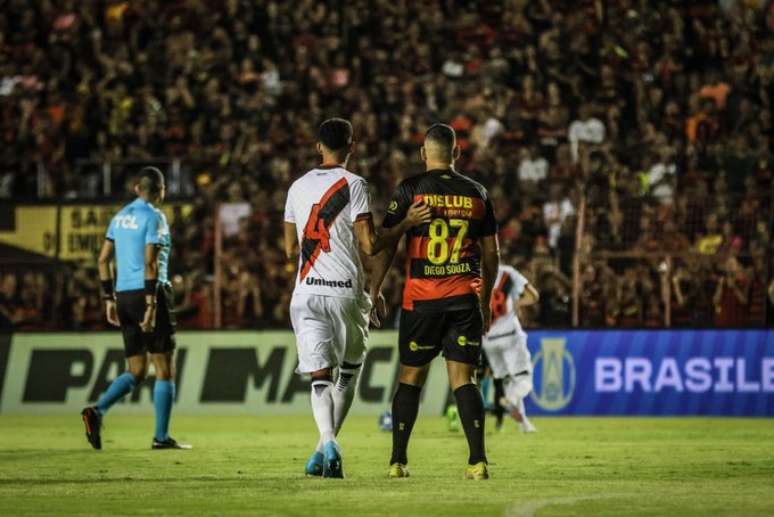 Sport e Atlético-GO empataram sem gols na Ilha do Retiro 