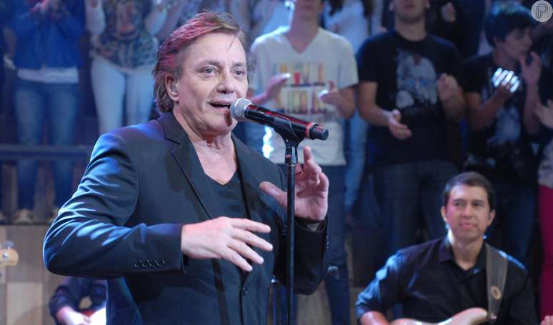 F&aacute;bio Jr. antecipa seus 70 anos no 'Caldeir&atilde;o com Mion' em novembro de 2023.
