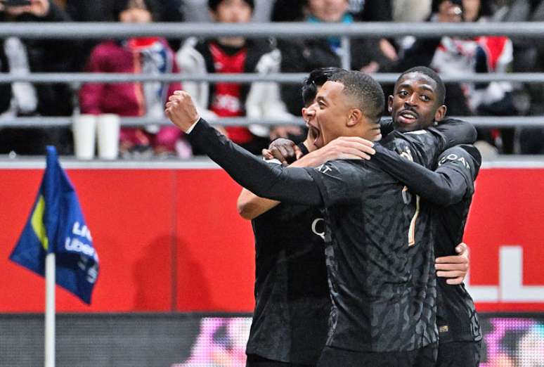 PSG bate Stade Reims com hat-trick de Kylian Mbappé