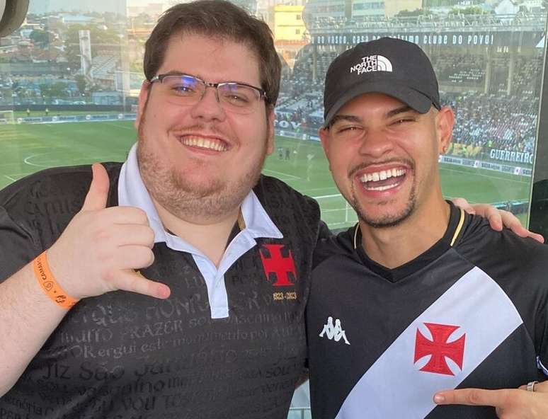 Casimiro e Bruno Guimarães em São Januário –