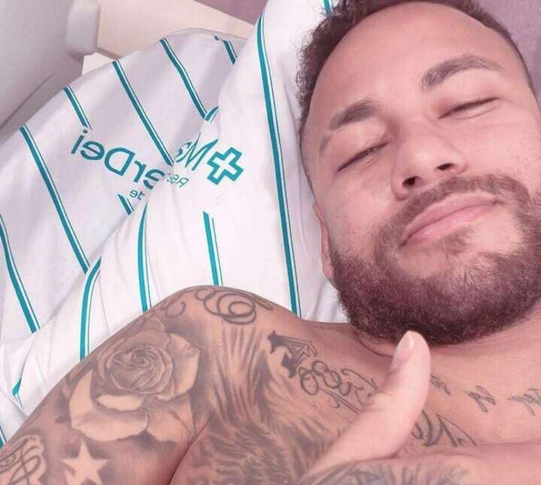 A recuperação de Neymar está muito boa, segundo informou o médico da Seleção – Reprodução/Instagram