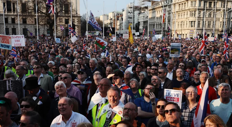 Brexit dividiu a sociedade britânica e foi o maior acontecimento da política local em várias décadas