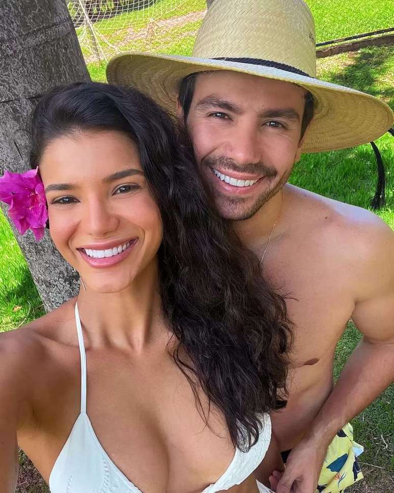 Jakelyne Oliveira and Mariano (Playback/Instagram) Jakelyne Oliveira and Mariano (Playback/Instagram)