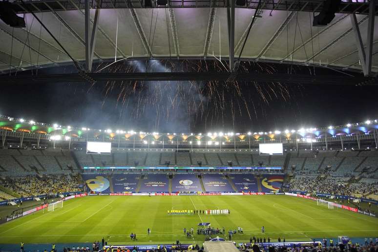 Proprietários de cadeiras cativas no Maracanã já podem retirar ingressos  gratuitos para a Copa América - Lance!