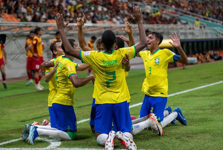 Brasil jogará pela segunda rodada nesta terça-feira, às 6h 