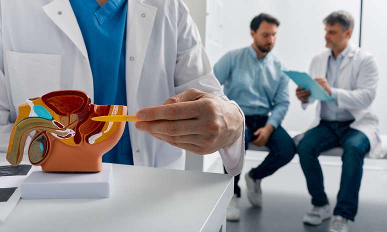 Veja como é o tratamento do câncer de próstata 