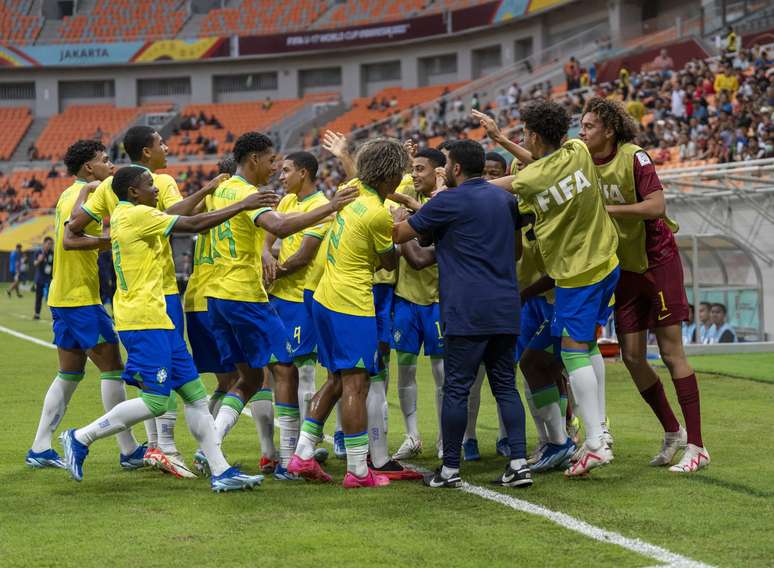 Brasil ganha por 9 a 0 da Nova Caledônia, no Mundial Sub-17