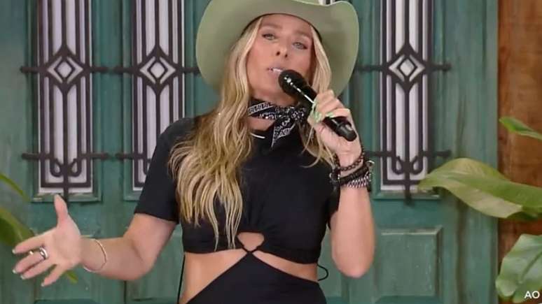 Adriane Galisteu em 'A Fazenda 15'. Reprodu&ccedil;&atilde;o/Record TV