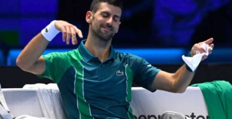 Djokovic comenta polêmica escolha de técnico do ano da ATP - Lance!