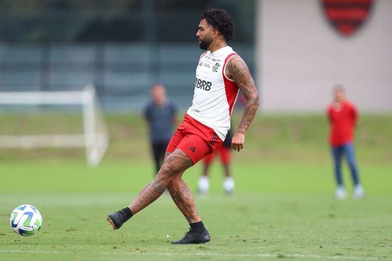 Gabigol está em baixa e vive pior momento desde que chegou ao Flamengo –
