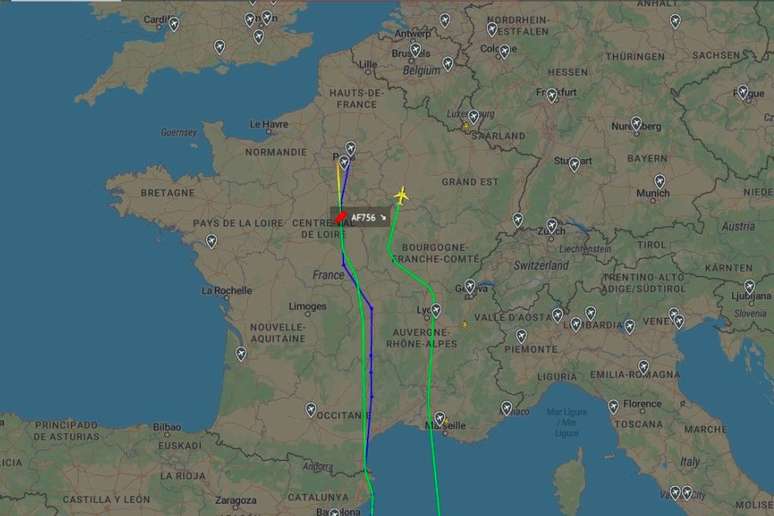 Voo da Air France retornou após duas horas da decolagem por suspeita de rato a bordo