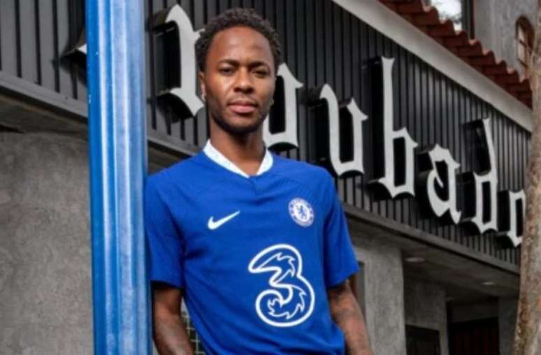 Sterling já passou pelo Manchester City e desde 2022 defende outro gigante inglês: o Chelsea. Foto: Chelsea Divulgação